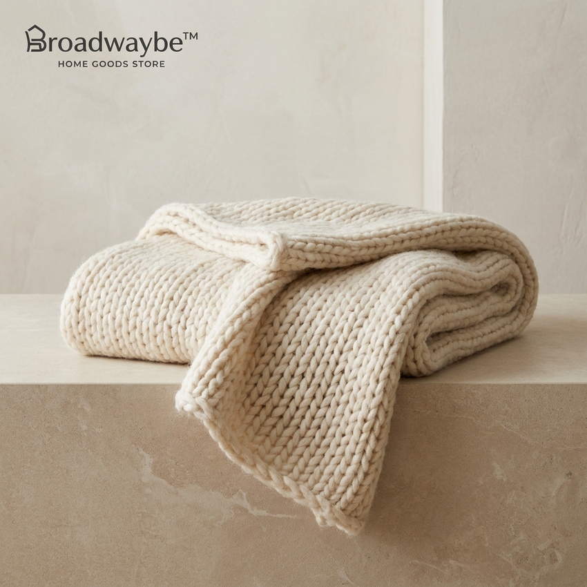 Broadwaybe™ Chunky Knit Throw Blanket